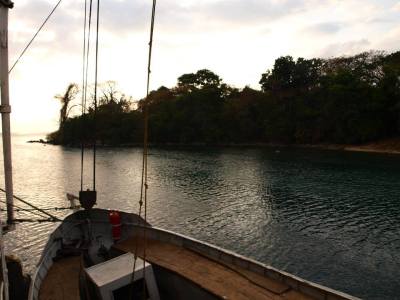 GoUntamed_Malawi_Lake